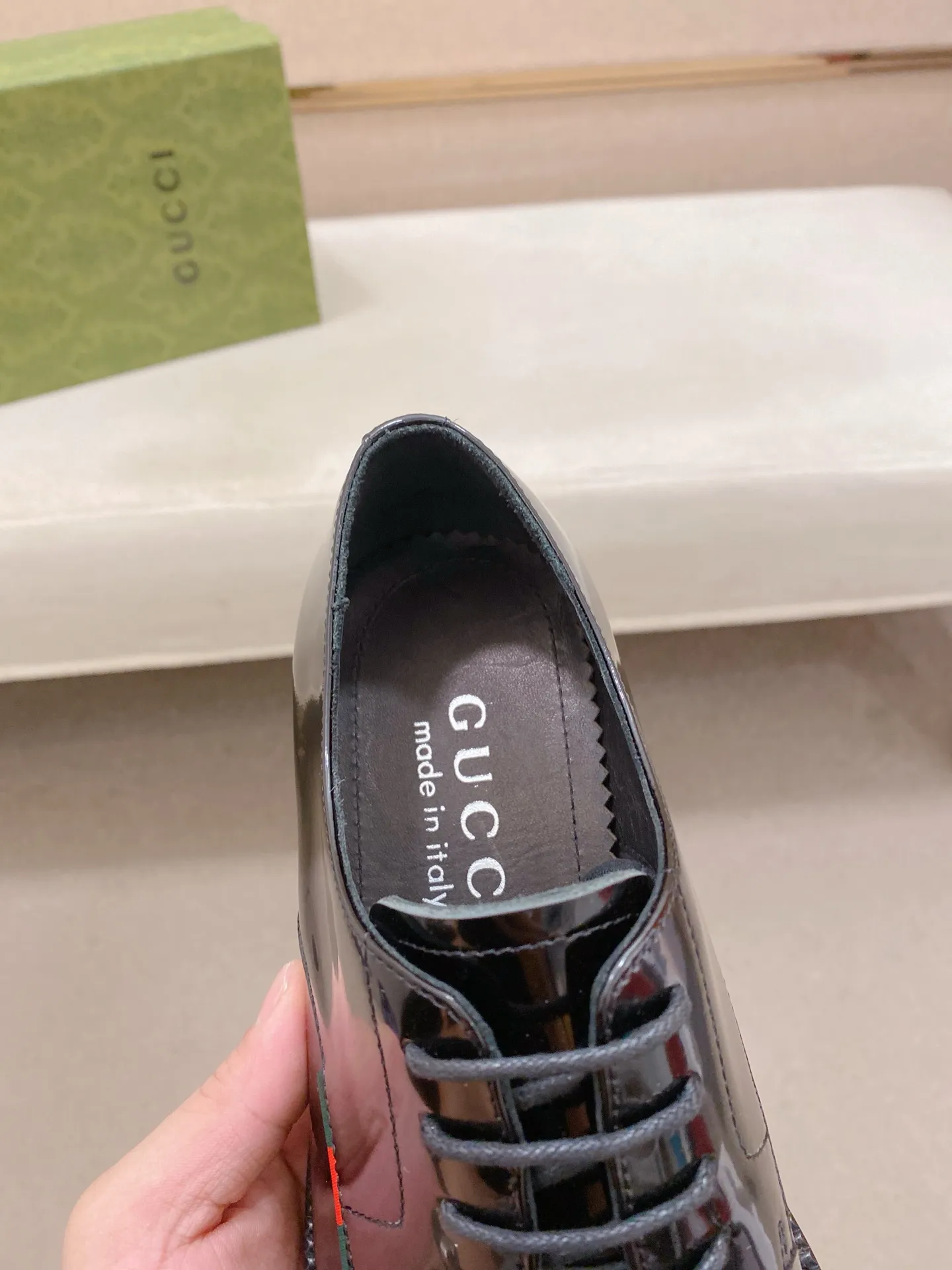Men's shoes 💰: 520💰 (GUCCI) new series ss hot new products 💢 💠 Casual leather shoes 👞, first layer of cowhide, upper hardware buckles and logo on the sides of the shoe, brand logo on the insole and sole 💠 💎Upper: 100% cowhide 💎Inner: cowhide/100% 💎Feet: cowhide/100% 💎Sole: rubber/100% 💎SIZE: 38 39 40 41 42 43 44 Can be customized 45